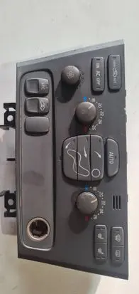 Volvo V70 Climate control unit 9452368