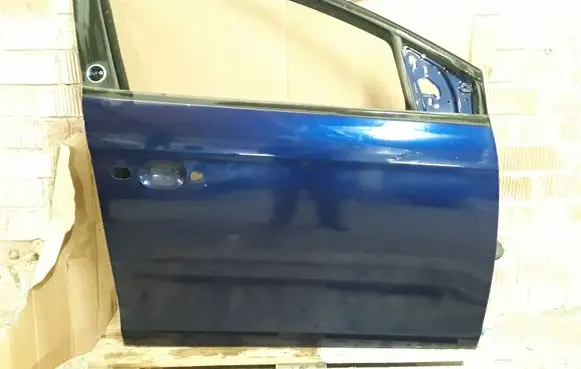 Fiat Bravo Front door