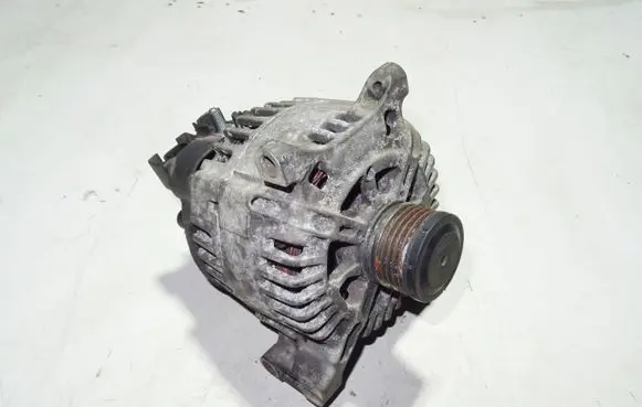 Mercedes-Benz A W169 Generator/alternator A6401540302