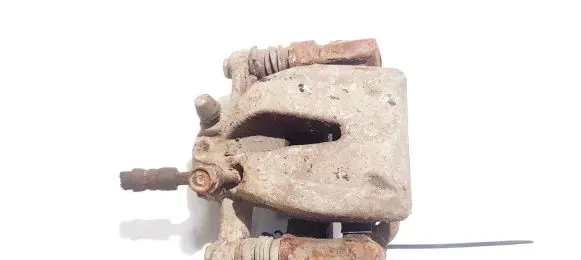 Toyota Avensis T250 Rear brake caliper y01339