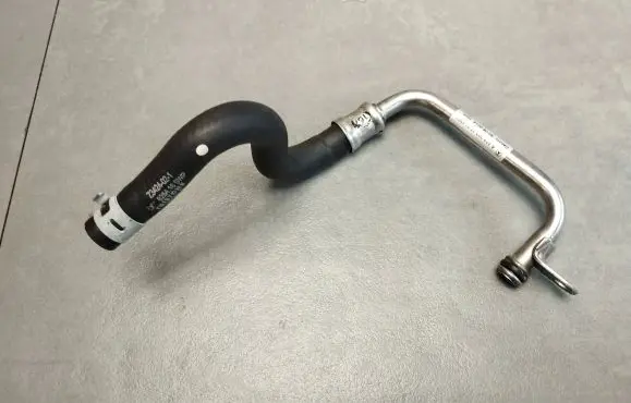 Mercedes-Benz GLC X253 C253 Brake vacuum hose/pipe A2742032702