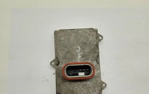 Mercedes-Benz ML W163 Headlight ballast module Xenon 5DF00827900 A0028202426