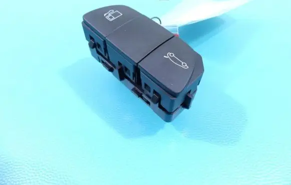 Peugeot 508 Seat control switch 96770584ZD IMPRK1334759