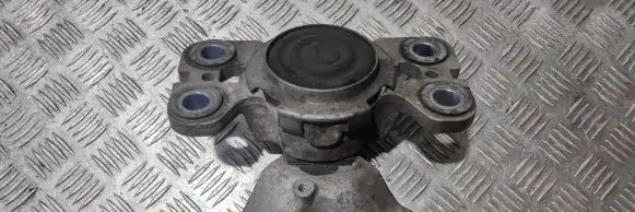 Volvo XC70 Gearbox mount 31401307