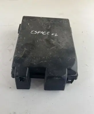 Renault Espace IV Fuse box cover 