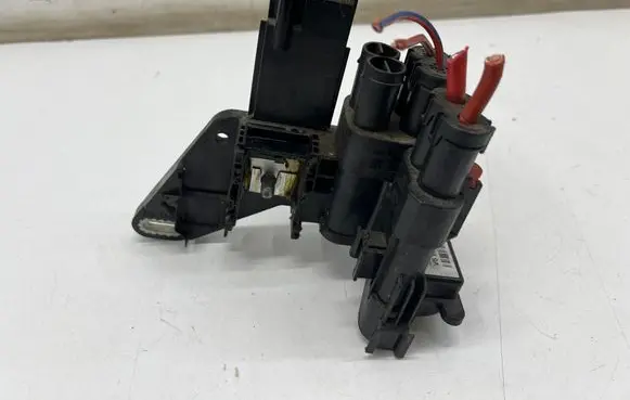 BMW 1 F20 F21 Current control relay 9356157