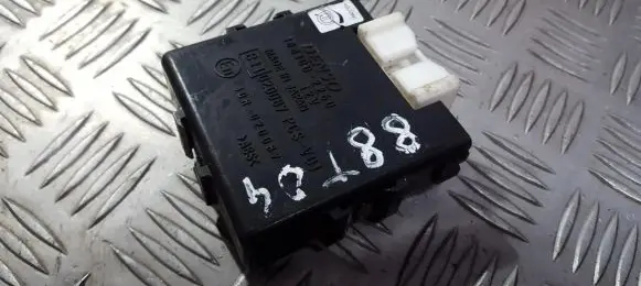 Toyota Corolla E120 E130 Parking PDC control unit/module 1881002260 188100-2260