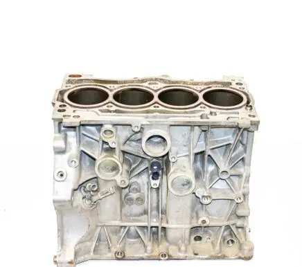 Volkswagen Jetta VI Engine block CRJ 04E103023BA