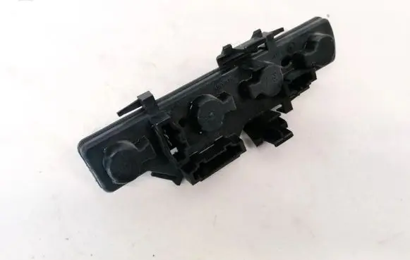 Volkswagen Polo III 6N 6N2 6NF Tail light bulb cover holder 6N0945257B