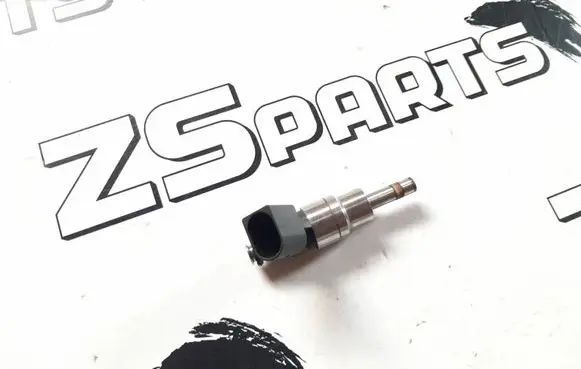 Audi A4 S4 B7 8E 8H Fuel injector 06F906036A