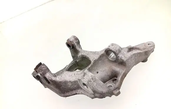 Citroen Xsara Picasso Generator/alternator bracket 9658199180