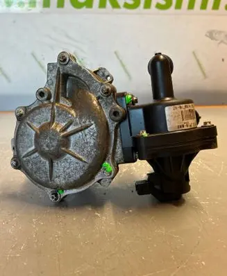BMW 3 E46 Power steering pump 7515776 8674955107