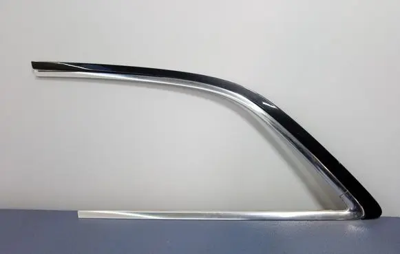 Audi Q7 4L Front bodywork piece 