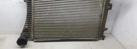 Volkswagen PASSAT B6 Intercooler radiator 3C0145803D L3648000