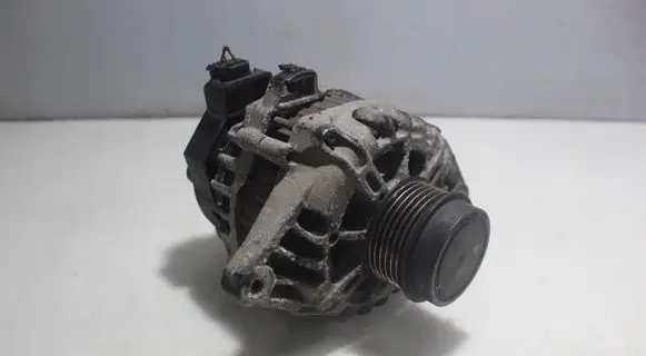 KIA Venga Generator/alternator 37300-2B710
