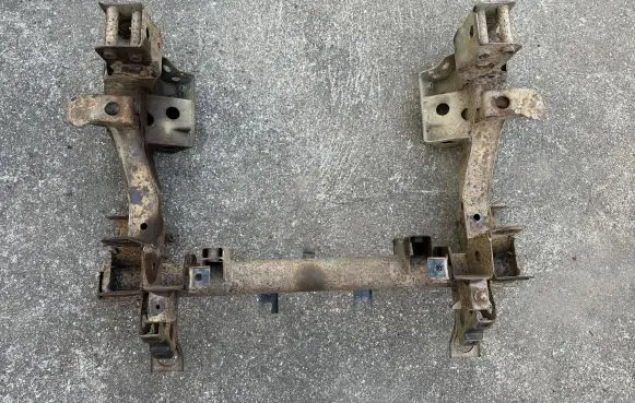 Mitsubishi Pajero Front subframe MR448101