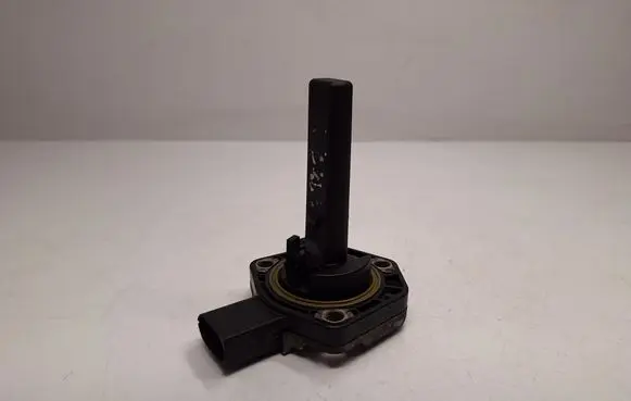BMW 1 E81 E87 Oil level sensor 7501786 12617501786 6PR00832400