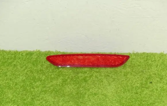 Hyundai Ioniq Rear tail light reflector 9Z406-G2