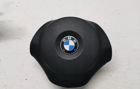 BMW 1 E81 E87 Steering wheel airbag 6779828