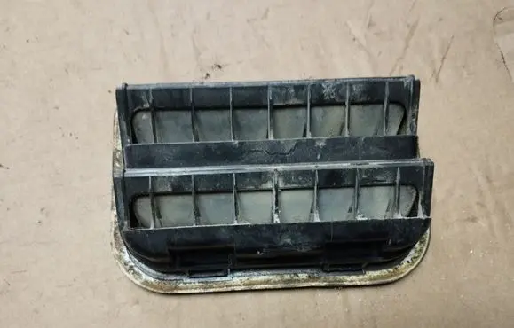 Honda Civic Quarter panel pressure vent 