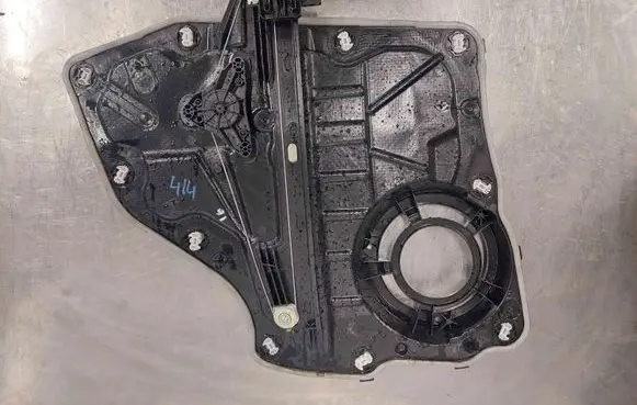Ford Focus Rear window lifting mechanism without motor JX7BA27000CD GZ5DA C80210107