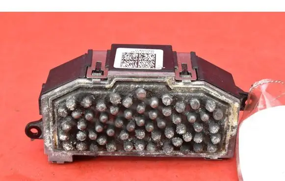 Audi A4 S4 B8 8K Heater blower motor/fan resistor 8K0820521B