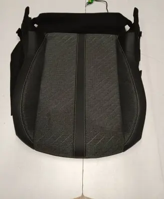 Peugeot 2008 II Front driver seat
