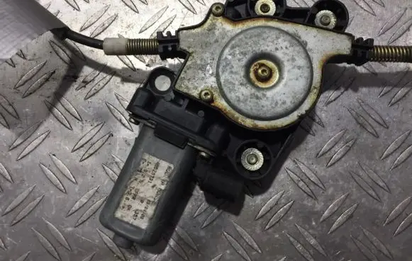 Fiat Marea Front door window regulator motor