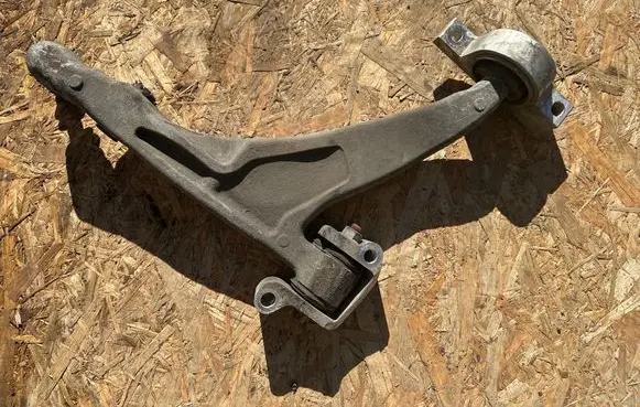 Volvo XC90 Front control arm FF82A 0310C