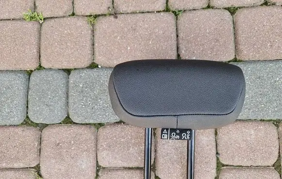 Opel Mokka B Rear seat headrest OPELCZESCI.com-87
