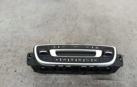 Renault Scenic III - Grand scenic III Climate control/heater control trim 275102769RVALEO