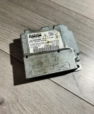 BMW 1 E81 E87 Airbag control unit/module 9662643980 603726100