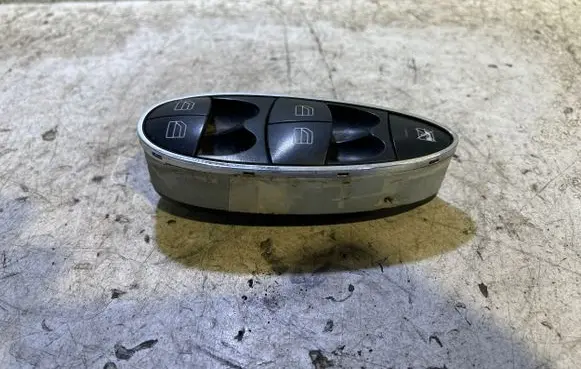 Mercedes-Benz E W211 Electric window control switch A2118219951 240310Q05 SWF501703