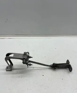 Renault Trafic III (X82) Loading door check strap stopper 824302173R 8200006259G