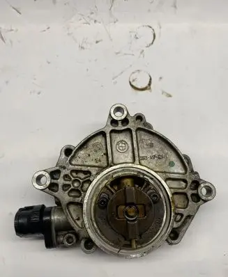BMW 3 F30 F35 F31 Vacuum pump 0313337124