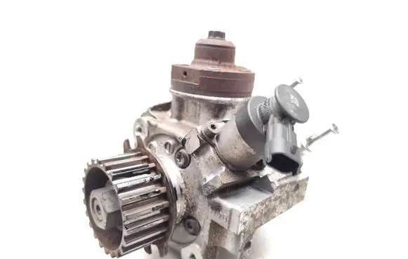 Peugeot 5008 Fuel injection high pressure pump 9688499680