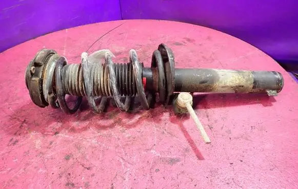 Volkswagen PASSAT B6 Front shock absorber with coil spring