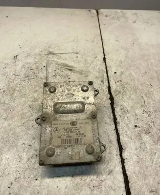 Mercedes-Benz Sprinter W906 Headlight ballast module Xenon A0028202426 5DF00827900