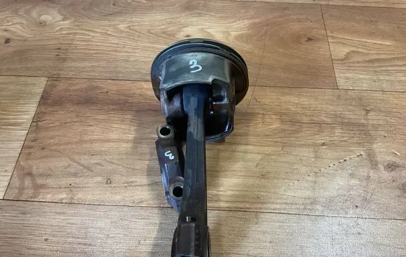 BMW 5 E60 E61 Piston with connecting rod 082229