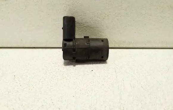 Audi A3 S3 8L Parking PDC sensor 4B0919275
