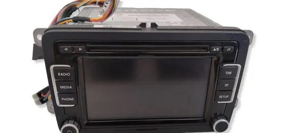 Volkswagen Scirocco Radio/CD/DVD/GPS head unit 3C8035195