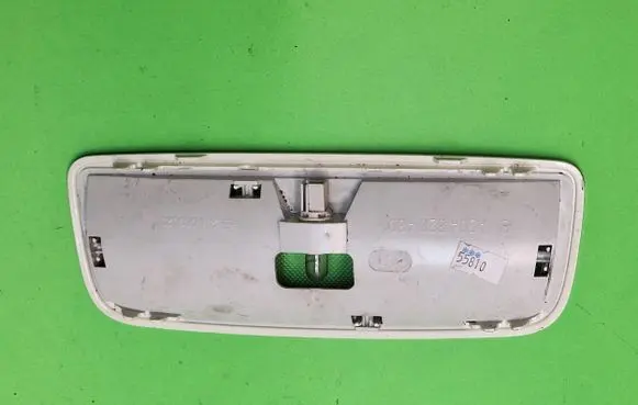 Mercedes-Benz E C207 W207 Rear seat light a2048204801 2JA009520