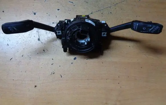 Volkswagen Golf VII Indicator stalk 5Q0953513Q 5Q0953507AB 5Q0953549