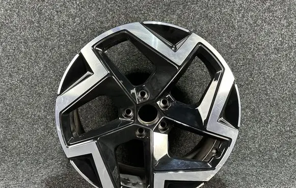 Volkswagen PASSAT B9 R18 alloy rim 3J0601025M