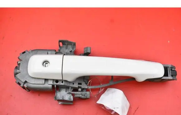 Volvo S40 Front door exterior handle 30784199
