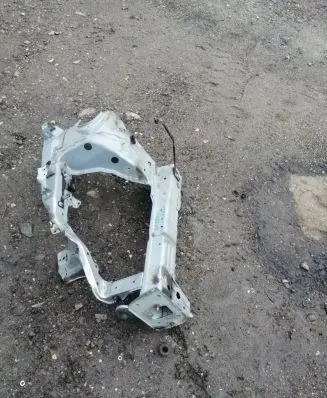 Subaru Outback Front piece kit 