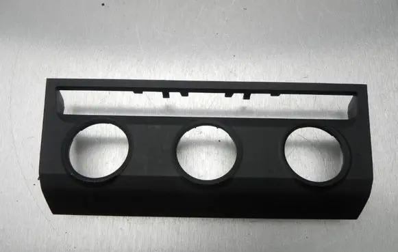 Skoda Superb B8 (3V) Radio/GPS head unit trim 3V0819075 I7168