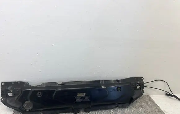 BMW 5 E60 E61 Top upper radiator support slam panel 7147088