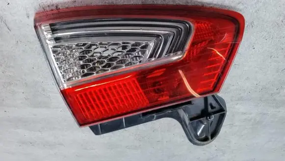 Ford Mondeo MK IV Rear/tail lights BS71-13A603-AE