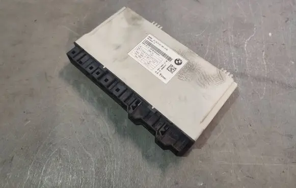 BMW 3 E90 E91 Seat control module 9221861